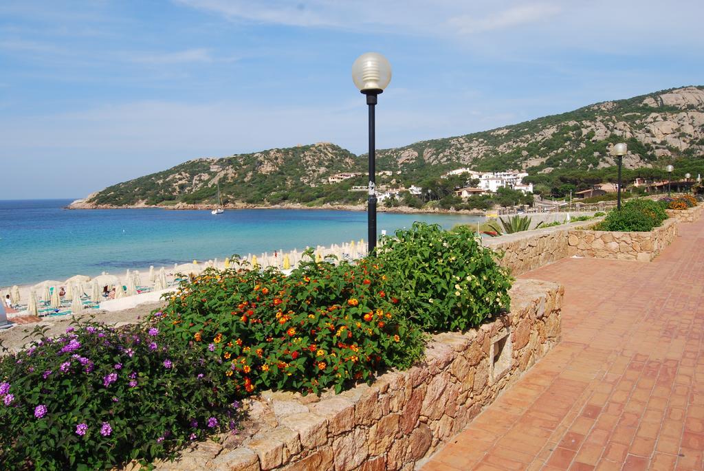 Hotel Mon Repos Baja Sardinia Kültér fotó