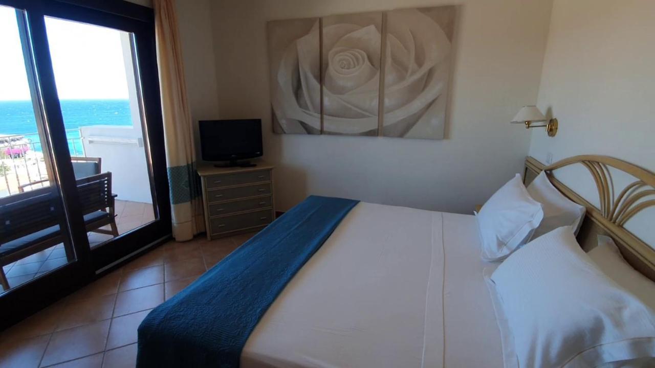 Hotel Mon Repos Baja Sardinia Kültér fotó