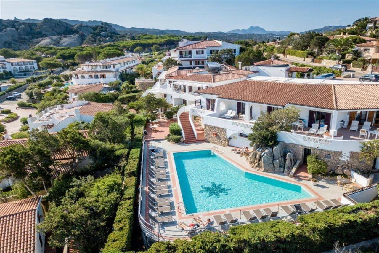 Hotel Mon Repos Baja Sardinia Kültér fotó