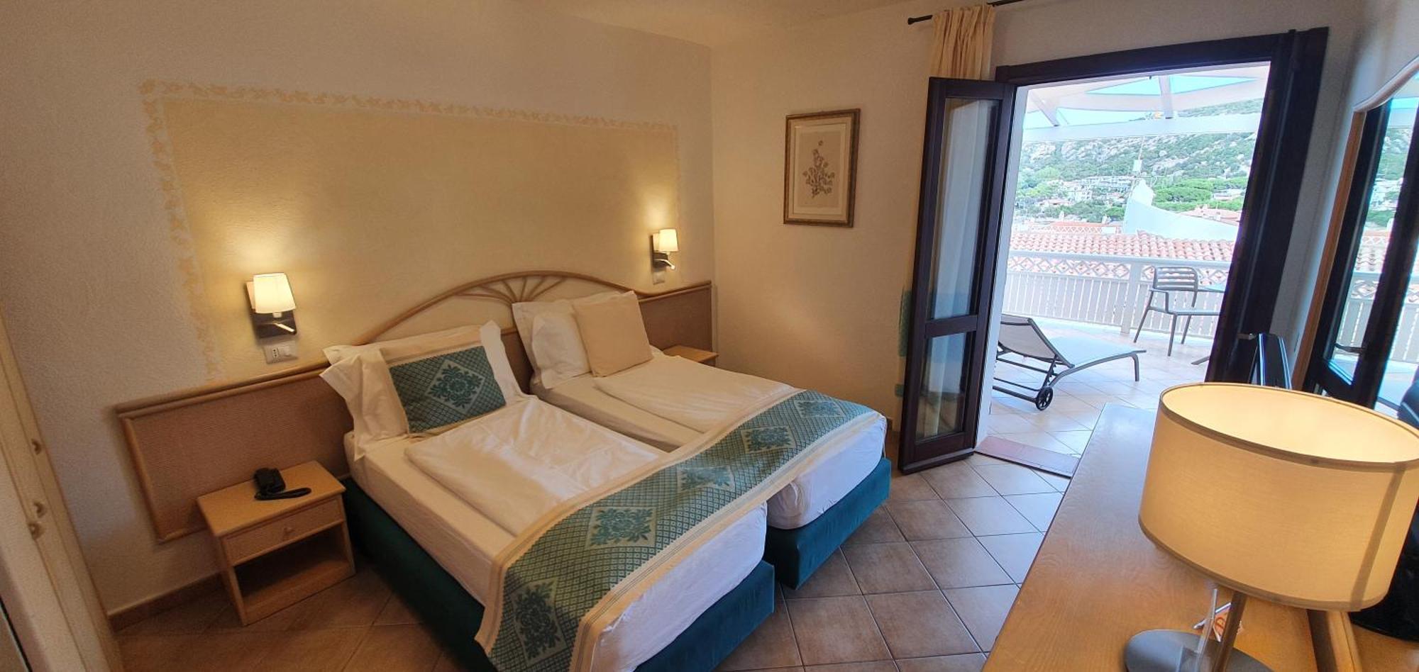 Hotel Mon Repos Baja Sardinia Kültér fotó