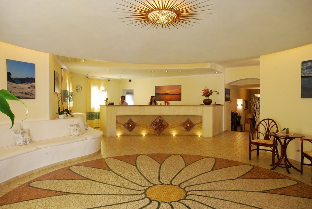 Hotel Mon Repos Baja Sardinia Kültér fotó