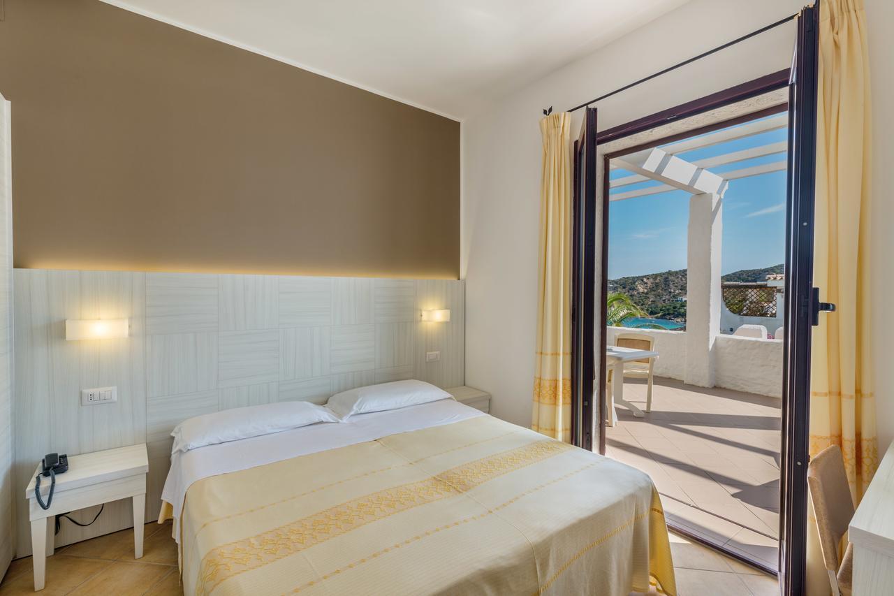 Hotel Mon Repos Baja Sardinia Kültér fotó